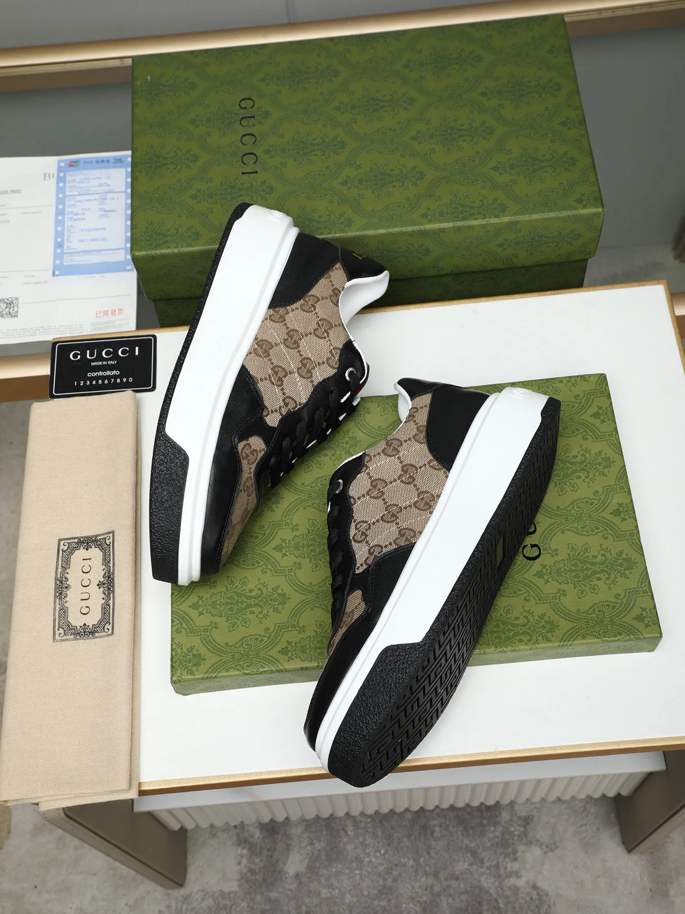 Men's shoes 💰480 New men's shoes GUCCI Fashion trend Made of first-layer calfskin ➕ washed sheep lining! The foot feels super comfortable and the workmanship is impeccable. Foam ultra-light outsole, size: 38-44 (45 customized) 4 colors to choose from!